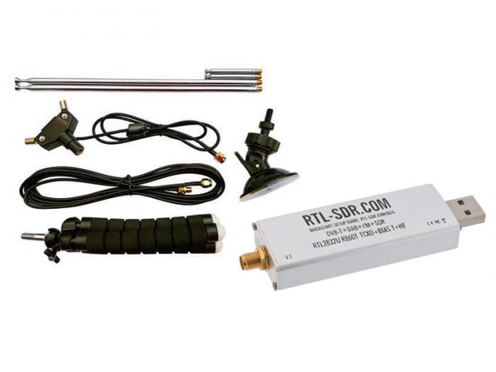 RTL-SDR receiver dongle (v3) + antennpaket dipol @ electrokit (1 of 1)