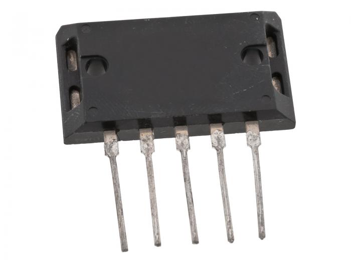 STR6020 Voltage regulator @ electrokit (1 av 1)