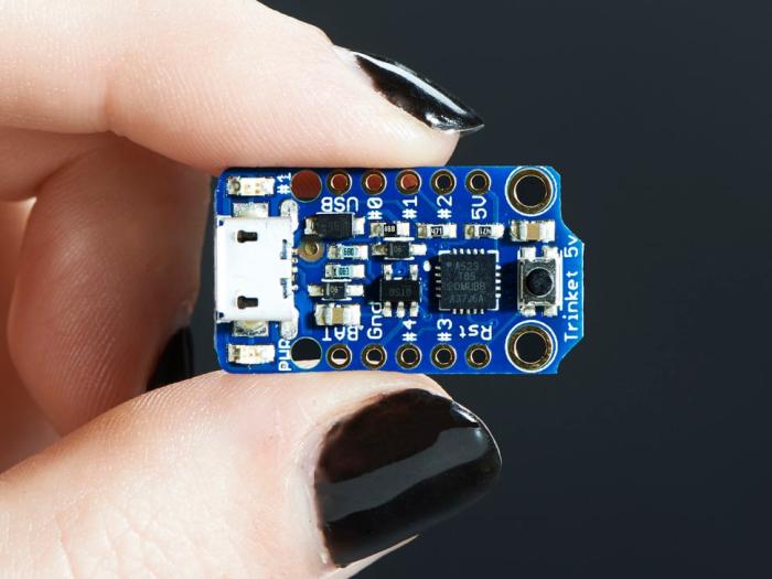 Adafruit Trinket micro controller 5V @ electrokit (6 of 7)