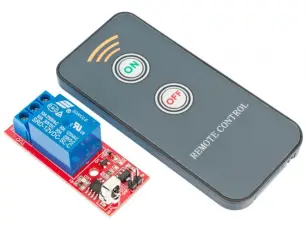 Relay board 12V with remote control IR @ electrokit