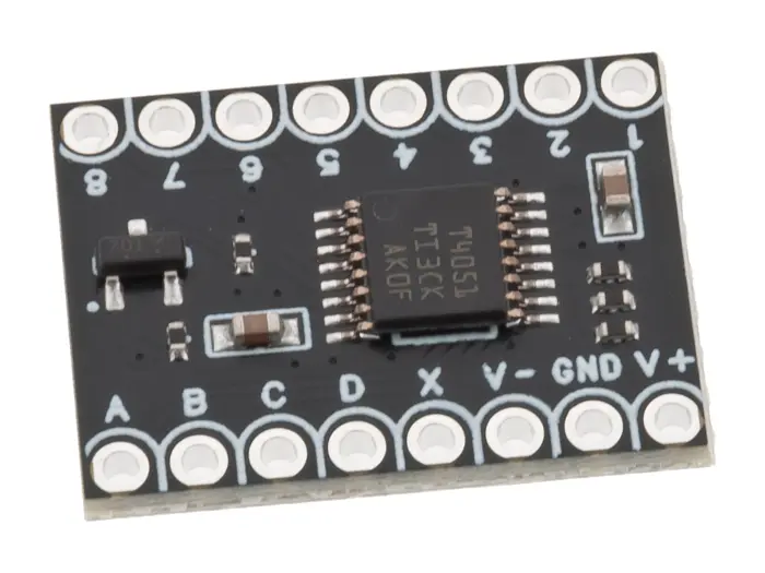 TMUX4051 analog multiplexer 8-kan monterad på kort @ electrokit (2 av 5)