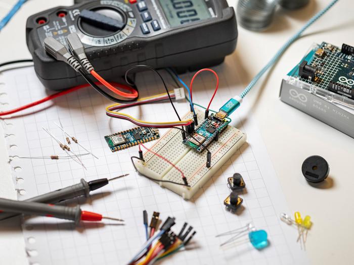 Arduino Nano ESP32 (no headers) @ electrokit (6 av 9)