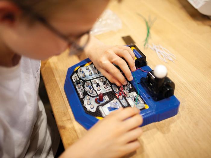 Experimentlåda för elektronik - 25 projekt @ electrokit (11 av 12)