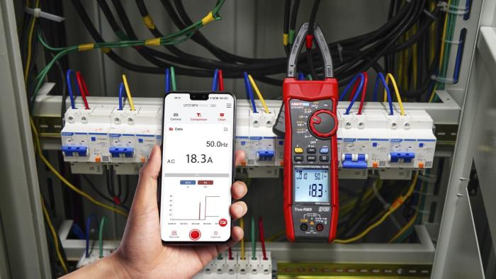 Tångmultimeter Solar Pro PV 2500VDC 1000A IP65 UT219PV @ electrokit (6 av 6)