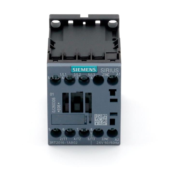 Kontaktor 24VAC 3-pol NO + hjälpkontakt NC 400VAC/9A @ electrokit (2 av 3)