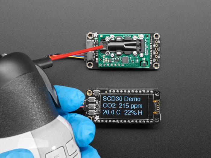 CO2-sensor I2C 400-10000ppm SCD30 - Qwiic @ electrokit (5 av 6)