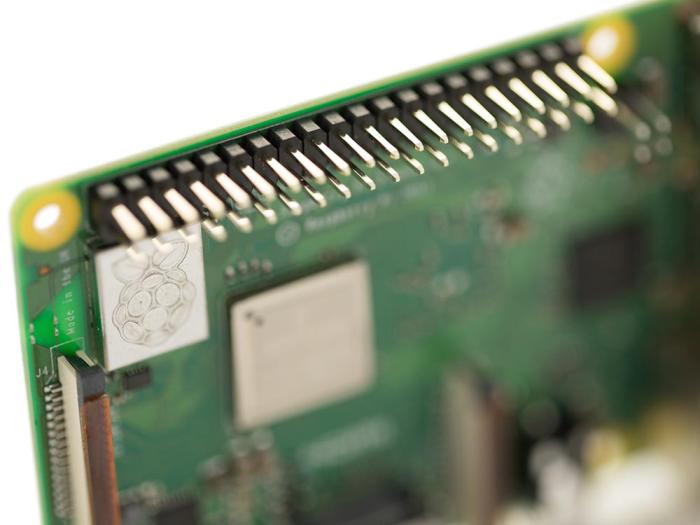 Raspberry Pi 3 1GB model B+ @ electrokit (6 av 6)