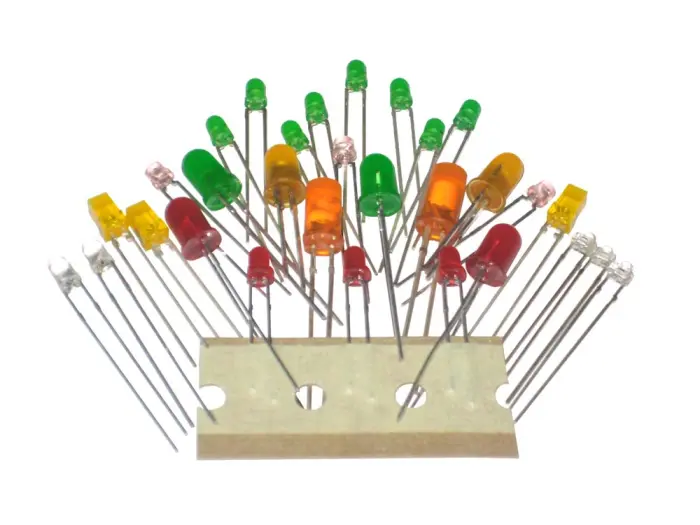 Lysdioder ca 30 st - blandade värden @ electrokit (1 av 1)