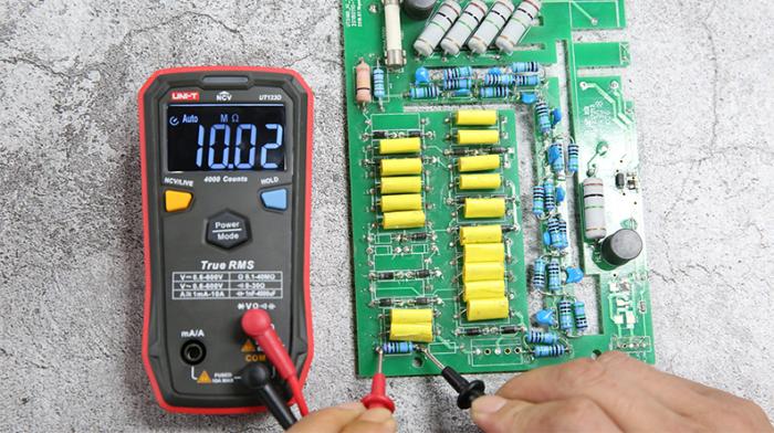 Multimeter 4000 counts smart autorange True RMS UT123D @ electrokit (3 of 5)