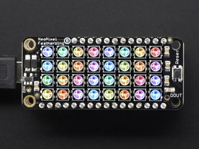 NeoPixel FeatherWing - 4x8 RGB LED @ electrokit (5 av 6)