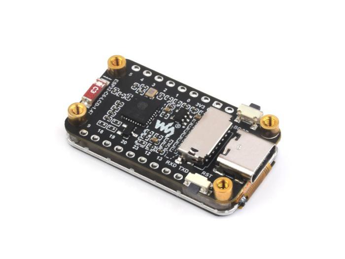 ESP32-C6 utvecklingskort med MicroLCD 172x320px @ electrokit (2 av 8)