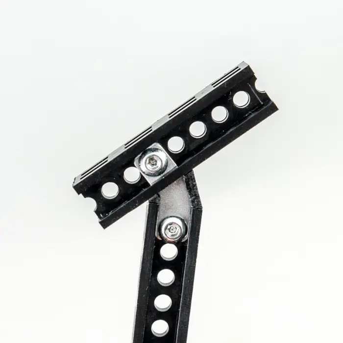 2-Hole 45 Simple Bracket (20-Pack) @ electrokit (3 av 4)