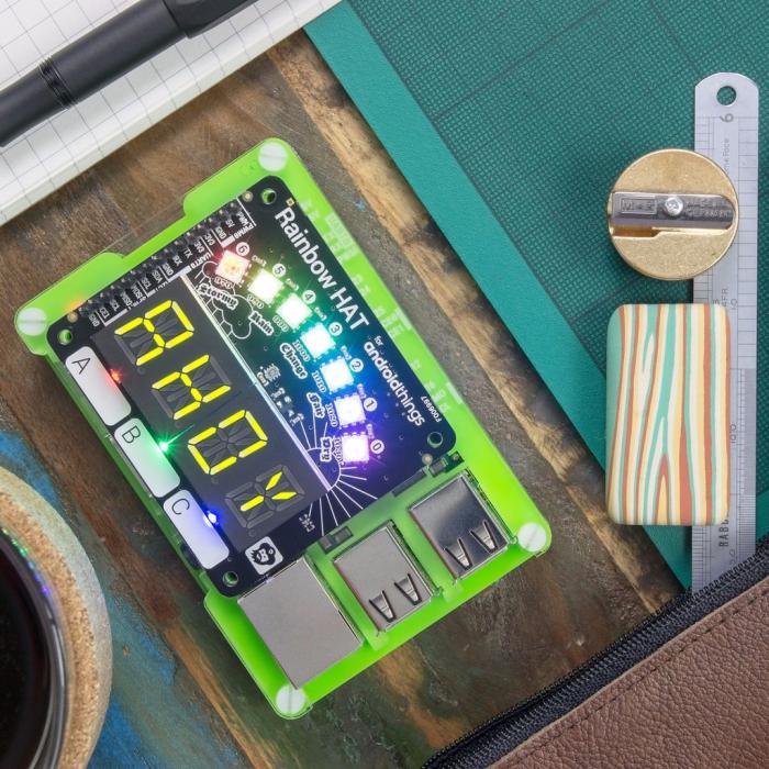 Pimoroni - Rainbow HAT @ electrokit (2 av 2)