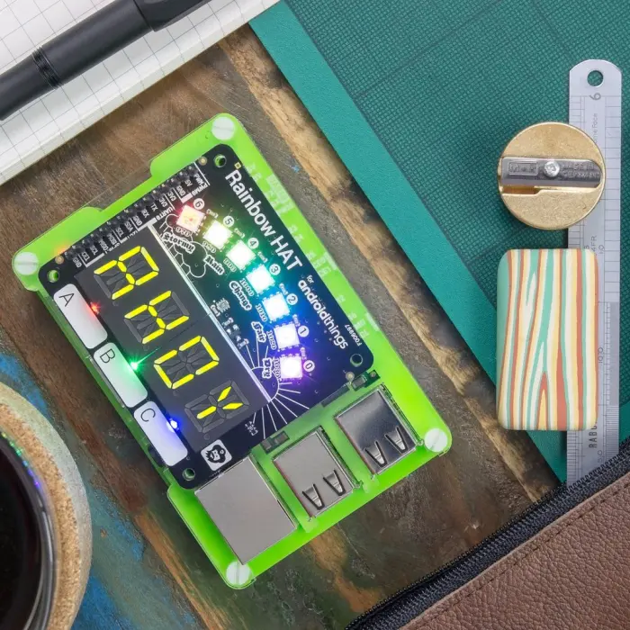 Pimoroni - Rainbow HAT @ electrokit (2 av 2)