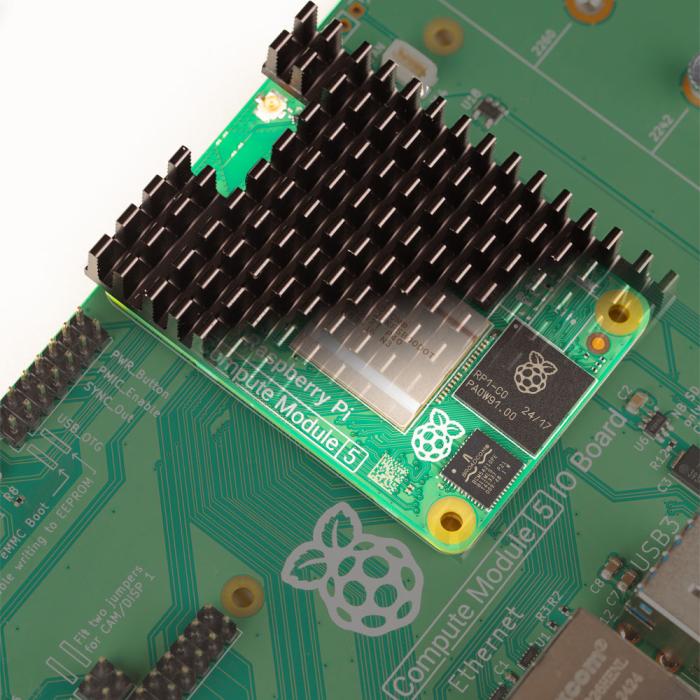 Raspberry Pi Compute Module 5 Passive Cooler @ electrokit (2 of 2)