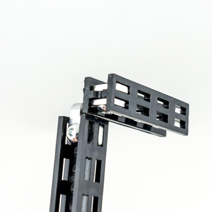 L-Twisted Mirror Bracket (20-Pack) @ electrokit (2 av 4)