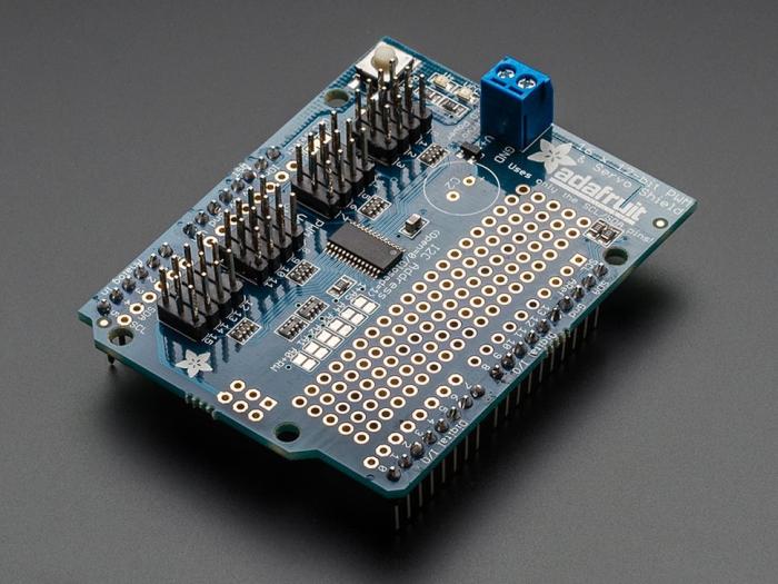 PWM servoshield 16 kanaler I2C för Arduino Uno R3/R4 @ electrokit (4 av 6)