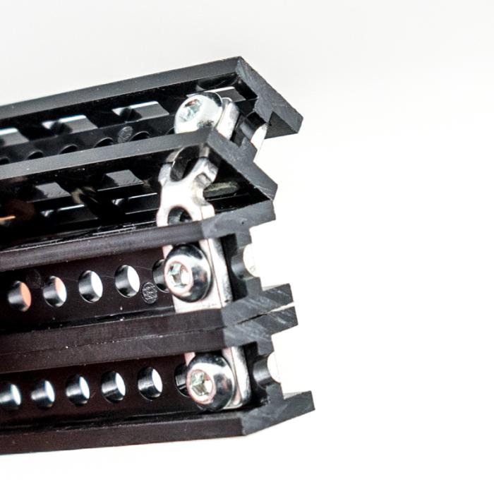 3-Hole 45 Bracket (20-pack) @ electrokit (2 av 4)