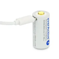 Batteri Li-Ion 16340 3.7V 700mAh inbyggd USB-laddare @ electrokit