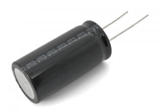 Elektrolytkondensator 4700uF 50V 105C &oslash;18x45mm 2000h @ electrokit
