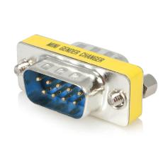 K&ouml;nbytare DB9 hane/hane D-SUB @ electrokit