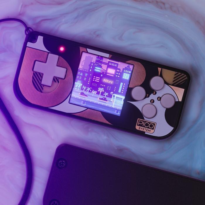 PicoSystem handheld gaming console @ electrokit (1 of 12)