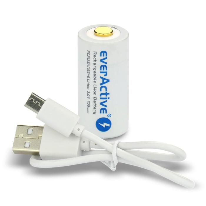 Batteri Li-Ion CR123A 3V 700mAh inbyggd USB-laddare @ electrokit (3 av 6)