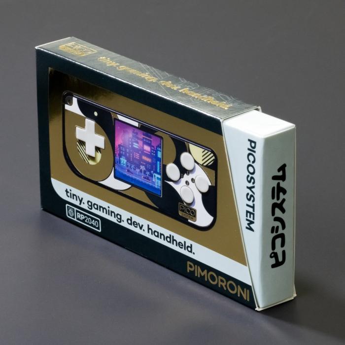 PicoSystem handheld gaming console @ electrokit (8 of 12)