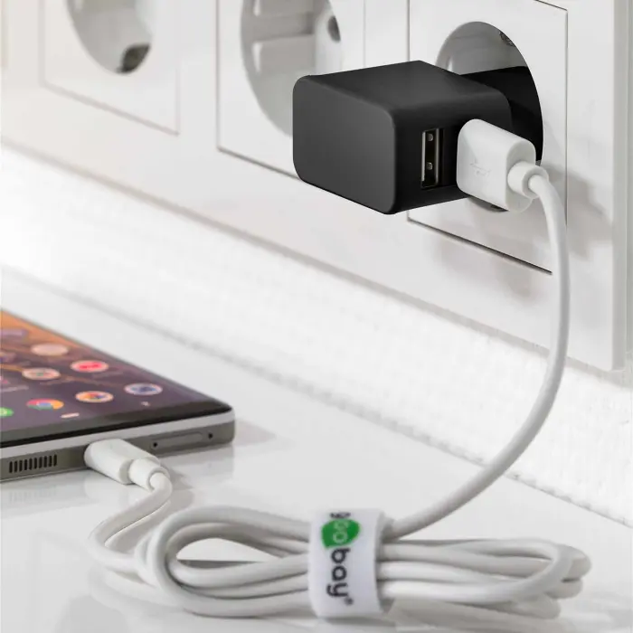 2-port USB-laddare 12W 2.4A för iPhone svart MFi-certifierad @ electrokit (4 av 5)