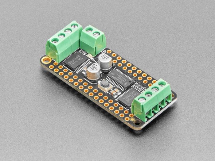 DC Motor + Stepper FeatherWing @ electrokit (5 av 8)