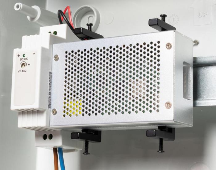 Universal VESA- och DIN-hållare för Raspberry Pi 4/5 etc. @ electrokit (3 av 3)