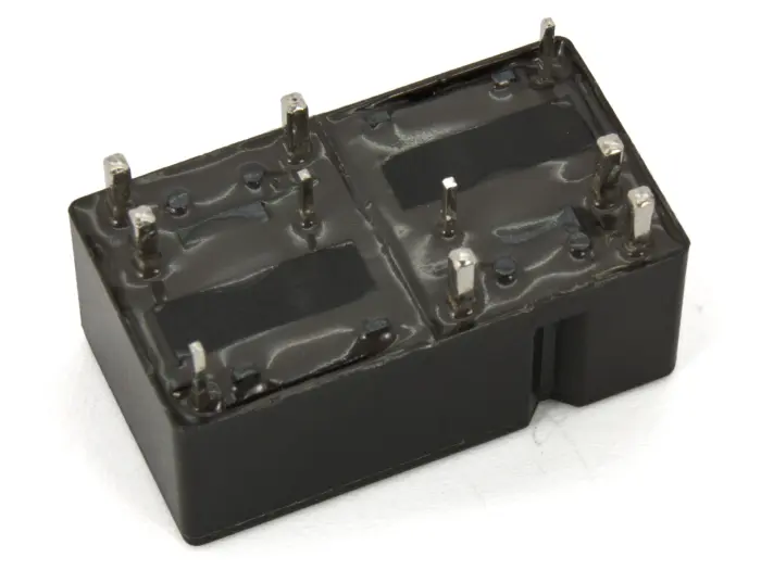Relä V23086 12V 1-pol 25A dubbelt 14VDC NO/NC @ electrokit (2 av 2)