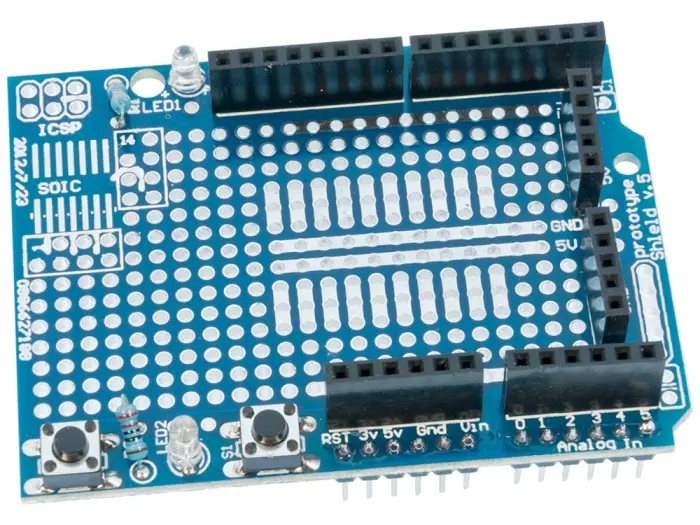 Prototypkort för Arduino UNO R3/R4 med kopplingsdäck @ electrokit (2 av 3)