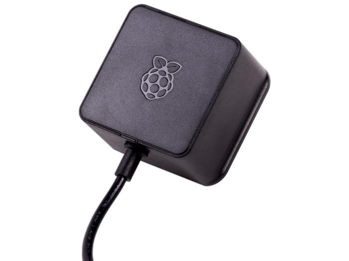 Strömförsörjning 15W USB-C Raspberry Pi 4 svart @ electrokit (2 av 2)