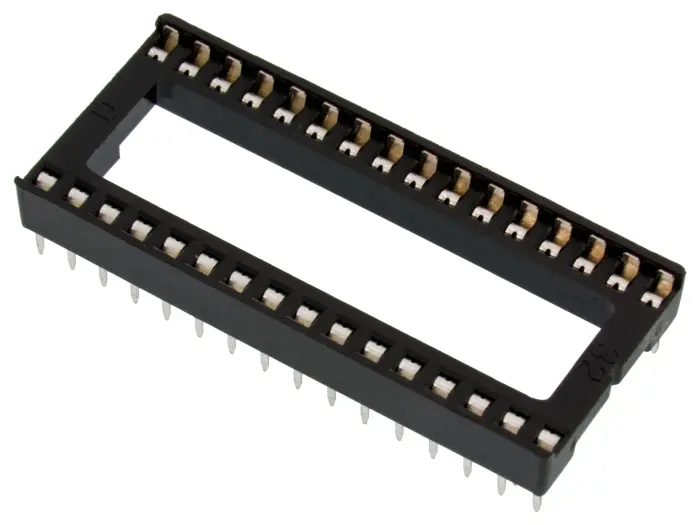 DIL-hållare 32-pin @ electrokit (1 av 2)