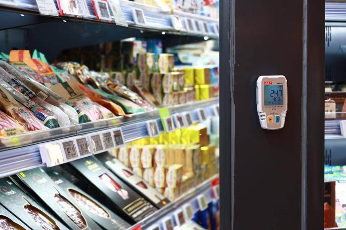 Temperatur och luftfuktighet data logger Bluetooth IP54 @ electrokit (7 av 11)