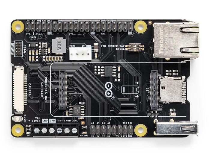 Arduino Portenta HAT Carrier @ electrokit (2 of 3)