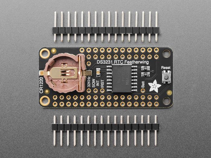 DS3231 Precision RTC FeatherWing @ electrokit (3 av 5)