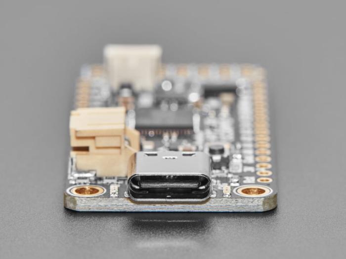 Adafruit Feather RP2040 SCORPIO - NeoPixel-drivkort 8-kan @ electrokit (5 of 8)