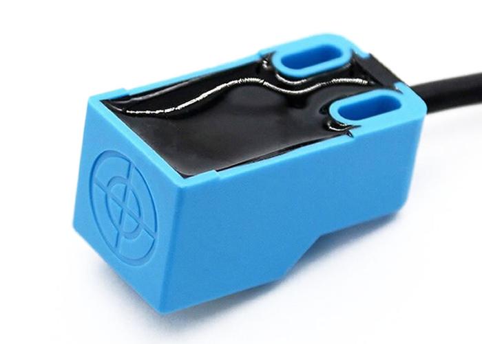 Induktiv närhetssensor NPN 0-5mm @ electrokit (2 av 5)