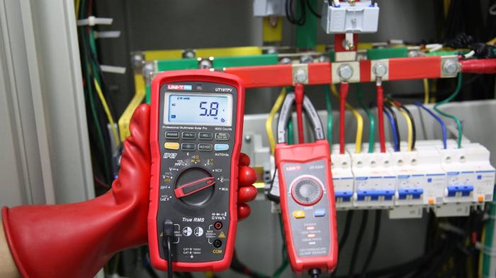 Multimeter Solar Pro PV 2500VDC IP67 UT197PV @ electrokit (9 av 13)