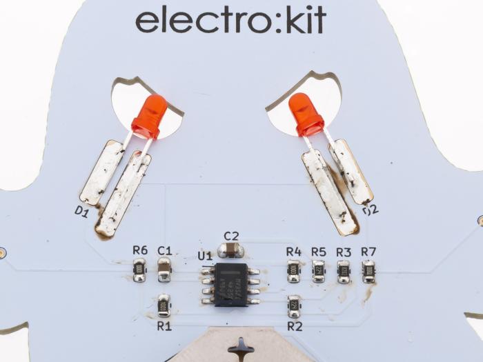 Halloweenspöke 2LED - byggsats SMD @ electrokit (4 av 4)