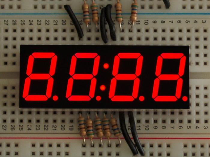 LED display 7-segment 14mm 4 siffror CC röd @ electrokit (3 av 3)