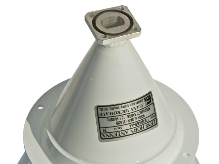 Antenn 10GHz horn ø500mm 1782BCES-AA @ electrokit (4 av 4)