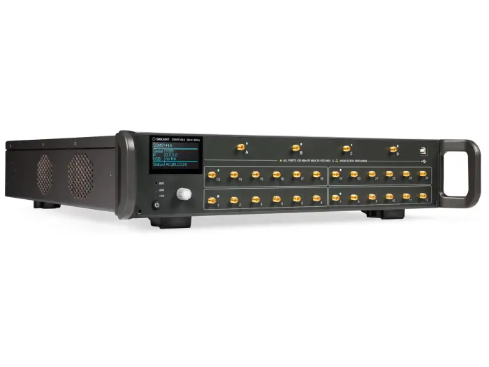Matrisomkopplare RF 4-in 12-ut 3.5mm-hona 100kHz-26.5GHz SSM5342A @ electrokit (1 av 1)