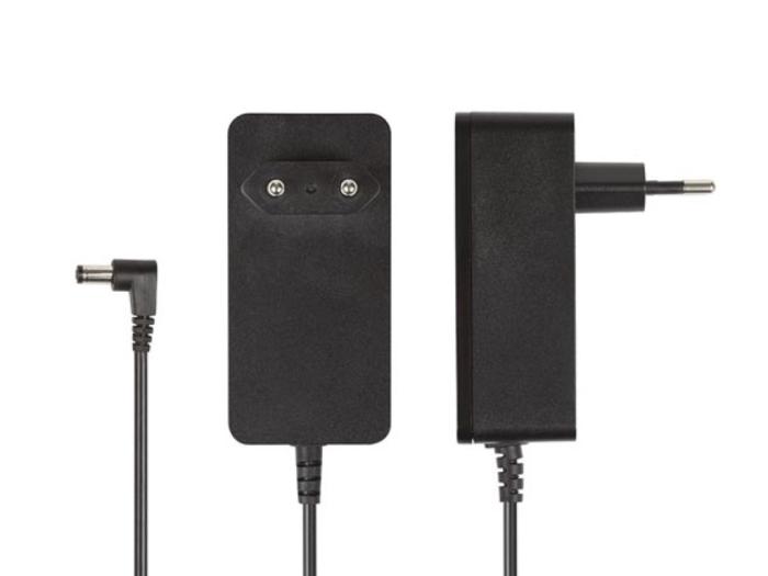 Nätadapter 15VDC 2A 30W @ electrokit (2 av 2)