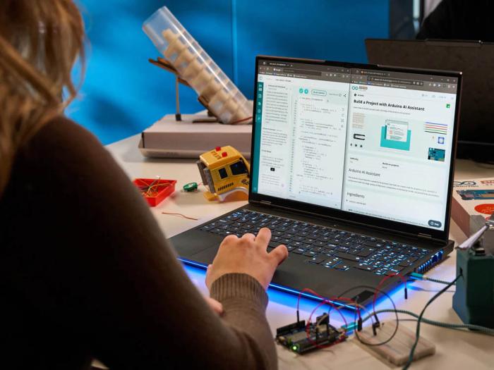 Arduino Starter Kit R4 @ electrokit (9 av 9)