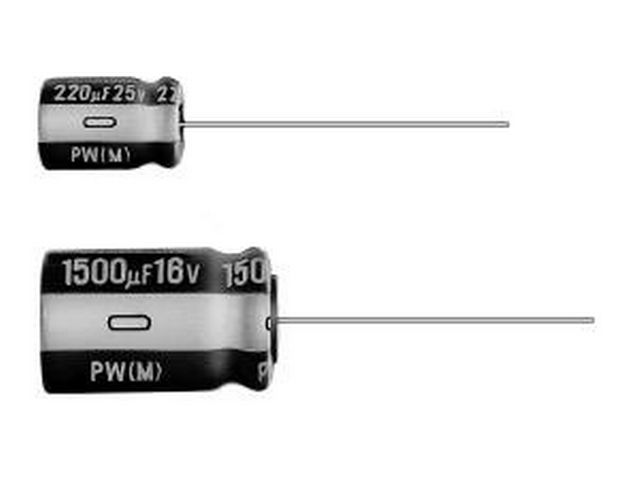 UPW1C152MHD 1500uF 16V 105C ø12.5x20mm @ electrokit