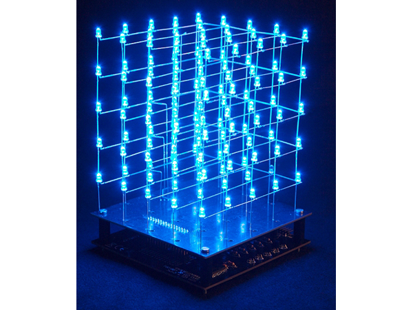 LED Kub 3D 5x5x5 blå @ electrokit