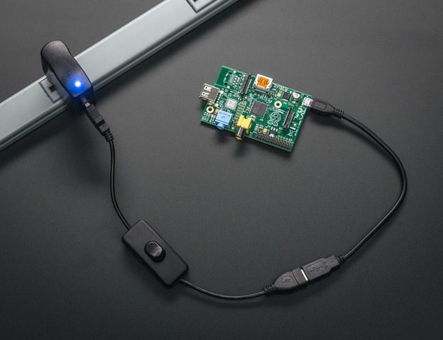 USB-kabel med strömbrytare @ electrokit